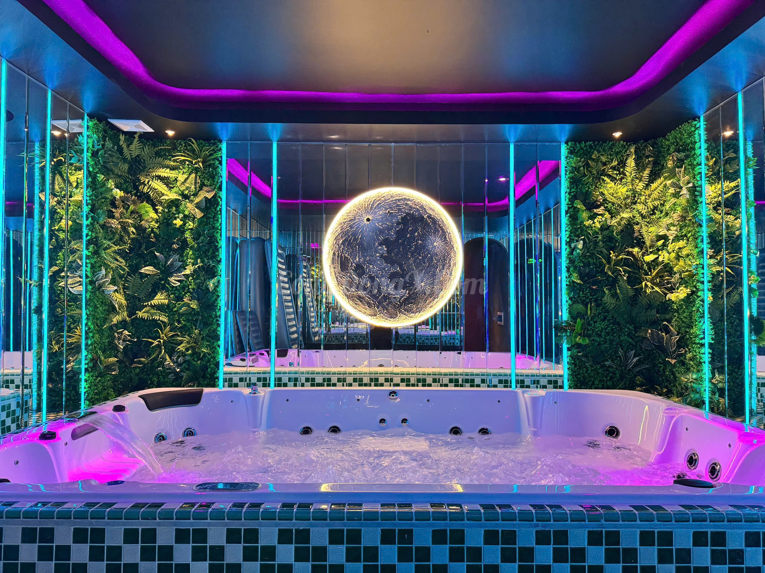 Bể sục Jacuzzi - Pool Centuryon